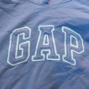 GAP SWEATSHIRT